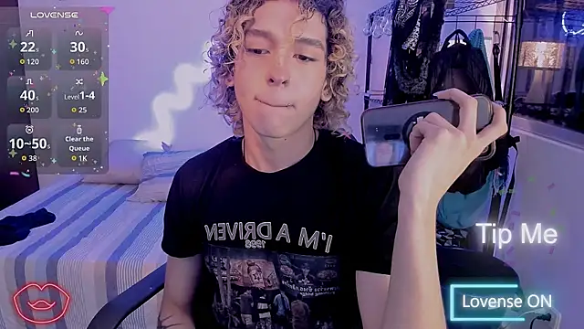 Lyric Mirage online show from February 24, 2026, 4:21 am