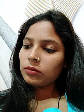 Snapshot of Anshika1431 chatting on October 22, 2025, 4:35 am Anshika1431 online show from October 22, 2025, 4:35 am