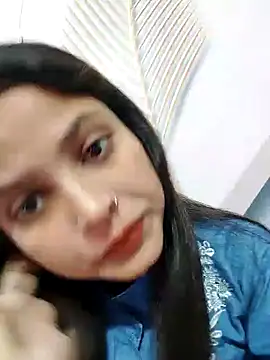 Snapshot of Anshika1431 chatting on November 11, 2025, 1:11 pm Anshika1431 online show from November 11, 2025, 1:11 pm