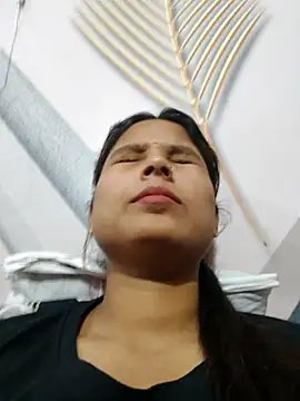 Snapshot of Anshika1431 chatting on November 14, 2025, 6:01 am Anshika1431 online show from November 14, 2025, 6:01 am