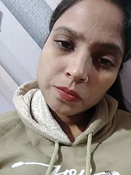 Snapshot of Anshika1431 chatting on November 16, 2025, 3:12 am Anshika1431 online show from November 16, 2025, 3:12 am