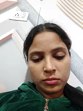 Snapshot of Anshika1431 chatting on November 18, 2025, 3:45 am Anshika1431 online show from November 18, 2025, 3:45 am