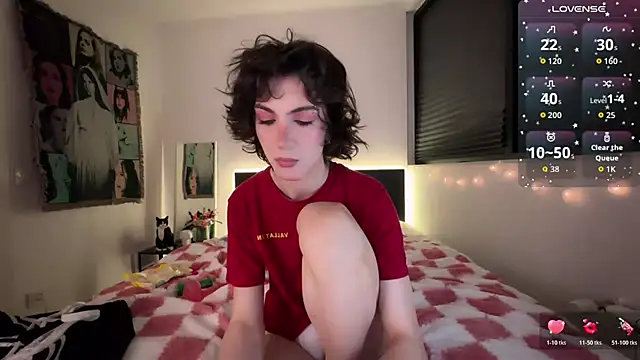 kira yoshika9e online show from February 10, 2026, 7:40 pm