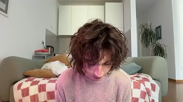 Snapshot of kira_yoshika9e chatting on April 25, 2026, 1:41 pm kira yoshika9e online show from April 25, 2026, 1:41 pm