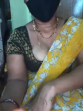 Snapshot of hot-telugu-queen chatting on October 17, 2025, 9:45 am hot-telugu-queen online show from October 17, 2025, 9:45 am