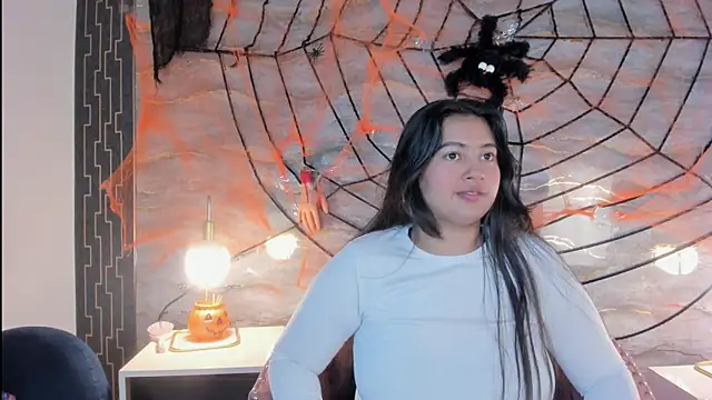 lilithst  online show from October 20, 2025, 8:53 pm