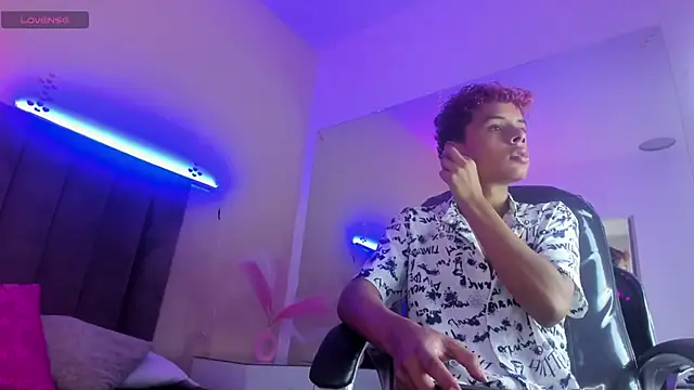 Xavier Fox    online show from February 15, 2026, 1:52 pm