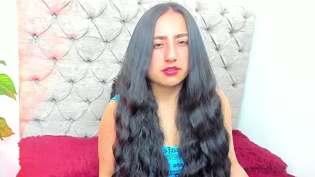 Samanta Fischer online show from November 4, 2025, 11:31 am