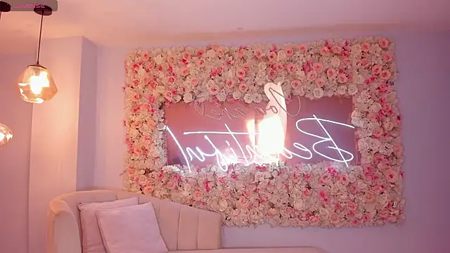 CelesteMoonX online show from April 5, 2026, 11:35 pm