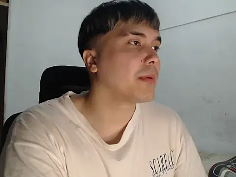 CuteAlexBoy online show from May 11, 2026, 6:49 pm