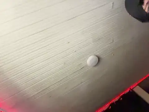 Snapshot of kenhins chatting on October 25, 2025, 7:05 am kenhins online show from October 25, 2025, 7:05 am