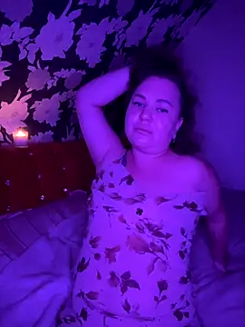 GoldMuse online show from October 24, 2025, 10:28 pm