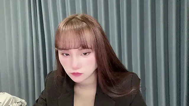 Snapshot of Momo-999 chatting on October 18, 2025, 3:24 pm Momo-999 online show from October 18, 2025, 3:24 pm