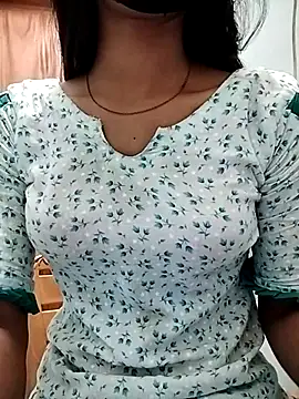 Ratri-Biswas online show from March 31, 2026, 6:03 am