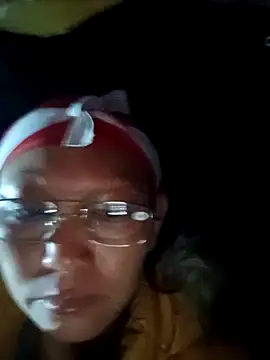 nui-show online show from October 31, 2025, 9:05 pm