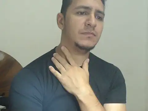 Snapshot of DarkTheKing chatting on October 21, 2025, 6:03 am DarkTheKing online show from October 21, 2025, 6:03 am