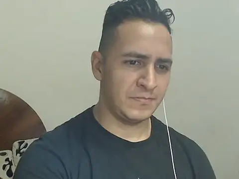 Snapshot of DarkTheKing chatting on November 3, 2025, 4:58 am DarkTheKing online show from November 3, 2025, 4:58 am