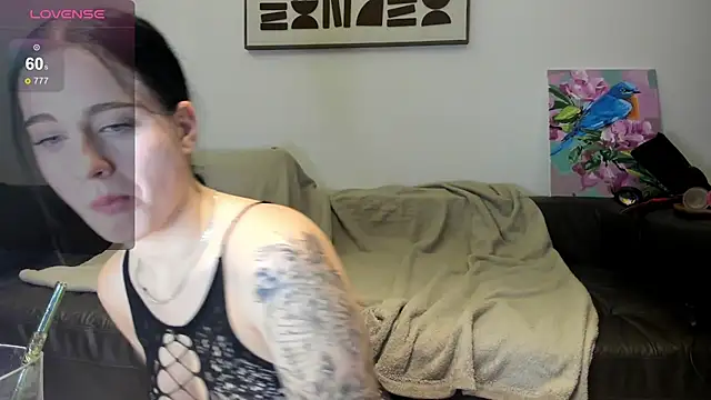 LexiSinnn online show from December 5, 2025, 6:15 pm