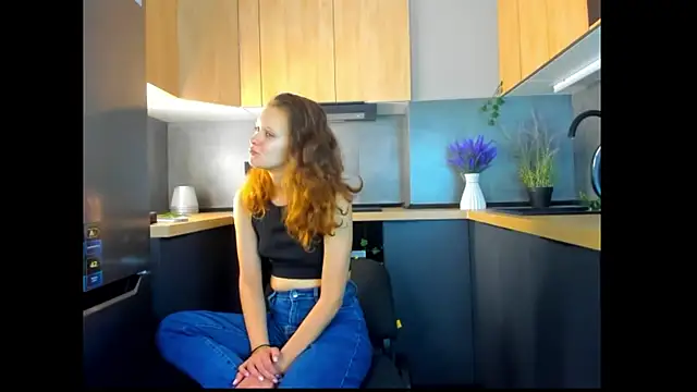 FoxFever online show from November 25, 2025, 7:30 am