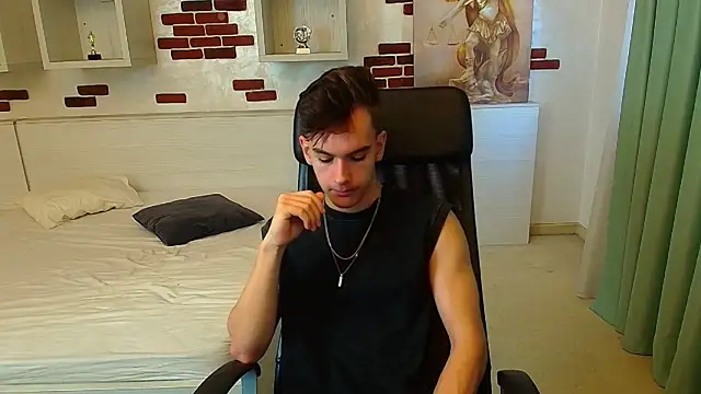 Snapshot of BradyFlint chatting on October 22, 2025, 5:52 am BradyFlint online show from October 22, 2025, 5:52 am