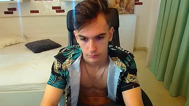 Snapshot of BradyFlint chatting on October 23, 2025, 6:02 am BradyFlint online show from October 23, 2025, 6:02 am