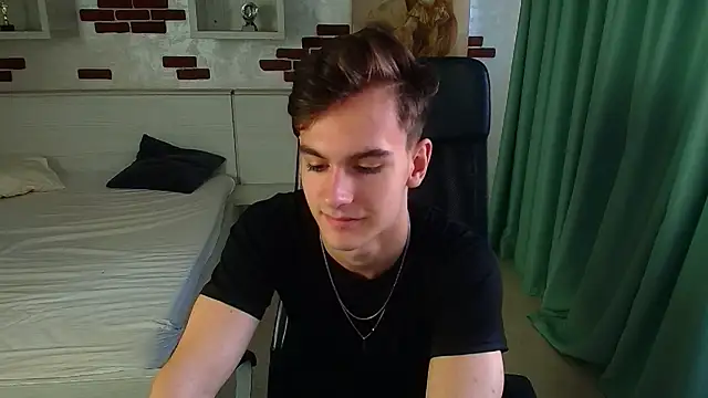 Snapshot of BradyFlint chatting on November 3, 2025, 7:42 am BradyFlint online show from November 3, 2025, 7:42 am