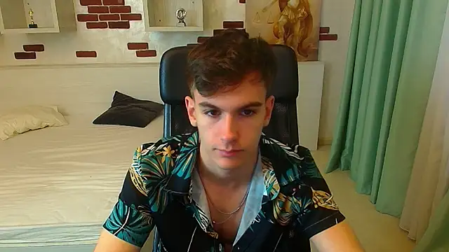 Snapshot of BradyFlint chatting on November 4, 2025, 5:28 am BradyFlint online show from November 4, 2025, 5:28 am