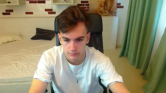 Snapshot of BradyFlint chatting on November 9, 2025, 10:13 am BradyFlint online show from November 9, 2025, 10:13 am