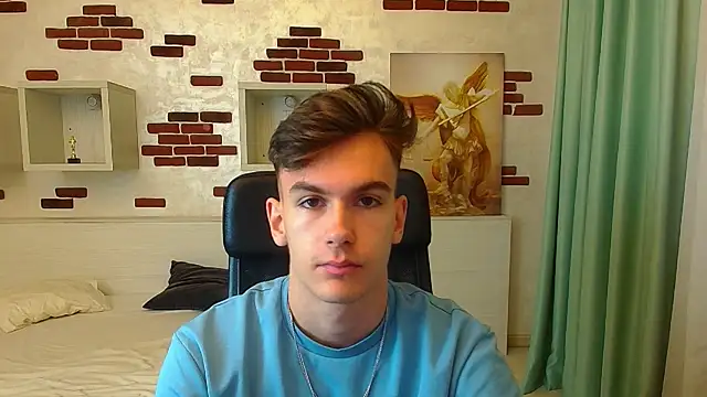 Snapshot of BradyFlint chatting on November 10, 2025, 5:28 am BradyFlint online show from November 10, 2025, 5:28 am