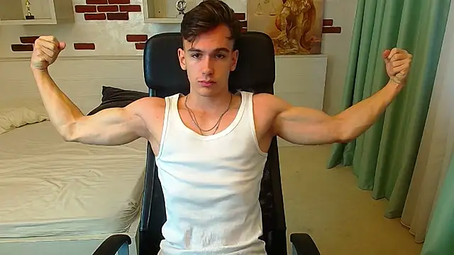 Snapshot of BradyFlint chatting on November 11, 2025, 6:02 am BradyFlint online show from November 11, 2025, 6:02 am