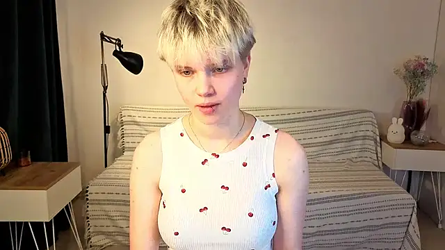 Snapshot of puffimini chatting on November 27, 2025, 2:08 pm puffimini online show from November 27, 2025, 2:08 pm