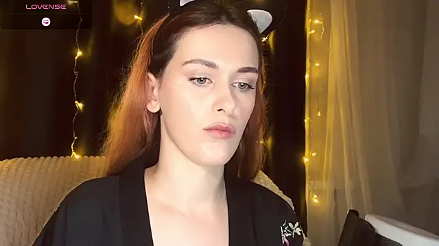 Veksal1a online show from November 29, 2025, 5:27 pm