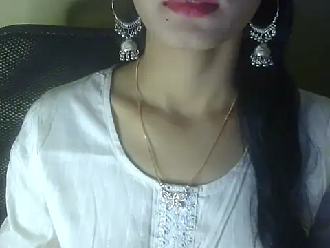 Shezi N online show from February 5, 2026, 1:49 pm