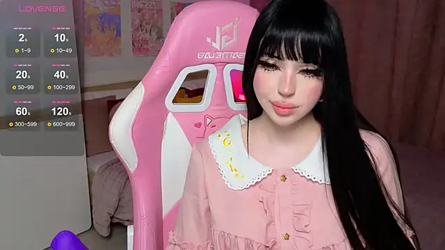Snapshot of Gothica_ chatting on October 16, 2025, 10:33 pm Gothica online show from October 16, 2025, 10:33 pm