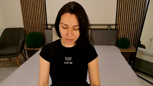 DitaNoir online show from February 27, 2026, 7:19 am