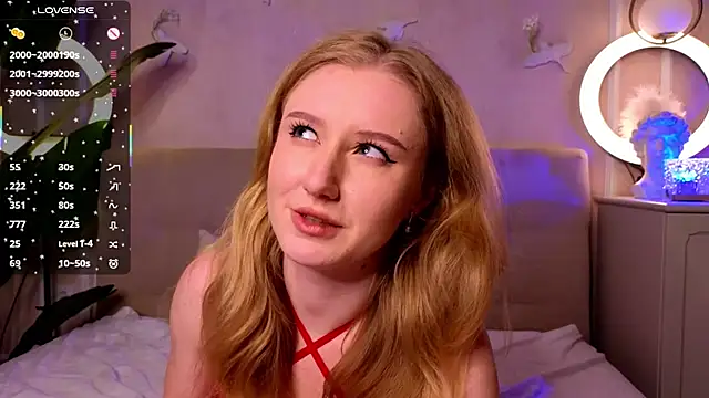 Snapshot of PriscillaPowell chatting on November 6, 2025, 7:53 am PriscillaPowell online show from November 6, 2025, 7:53 am