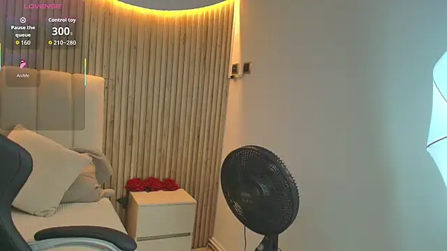 Snapshot of Aziz_daud chatting on November 2, 2025, 12:07 pm Aziz daud online show from November 2, 2025, 12:07 pm