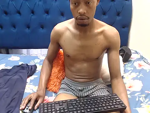 Snapshot of Mrshyguy194 chatting on November 8, 2025, 3:01 pm Mrshyguy194 online show from November 8, 2025, 3:01 pm