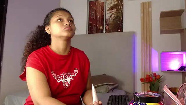 miel alisha online show from February 7, 2026, 12:53 pm