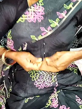 Snapshot of sarika-telugu chatting on December 1, 2025, 4:34 pm sarika-telugu online show from December 1, 2025, 4:34 pm