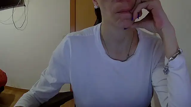 vampirosaxh online show from March 10, 2026, 12:21 pm