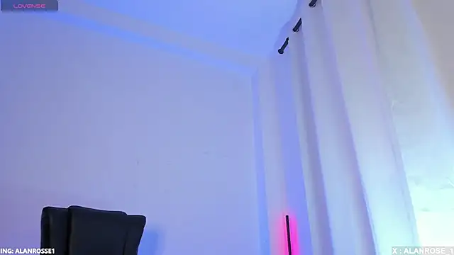 AlanRose01 online show from November 10, 2025, 1:32 pm