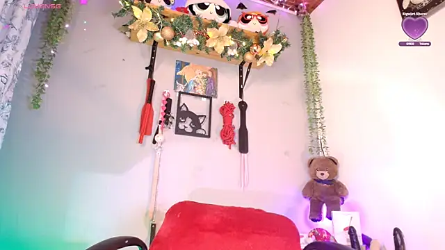 Violetafetish-dirty online show from December 5, 2025, 3:04 am