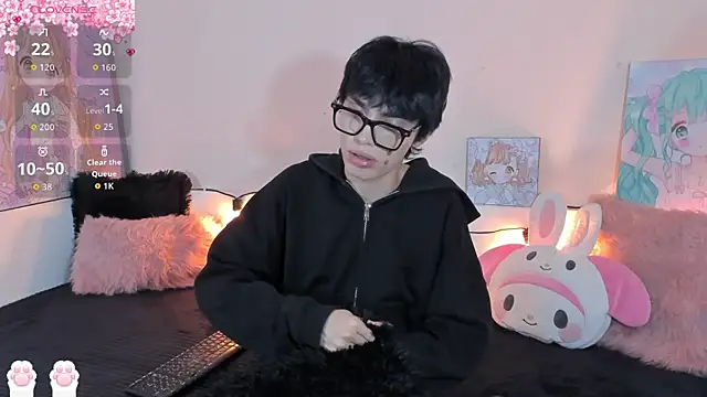 Strawberry Kitty  online show from January 10, 2026, 4:14 am