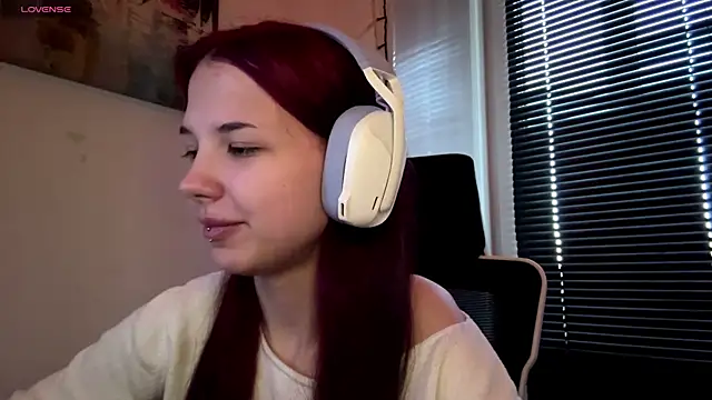 HanaMantanaDell online show from April 18, 2026, 3:05 pm