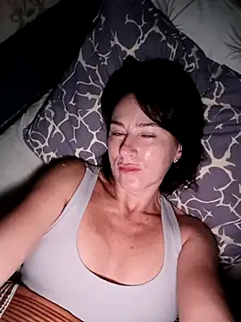 Luna 7777 online show from November 28, 2025, 11:29 pm