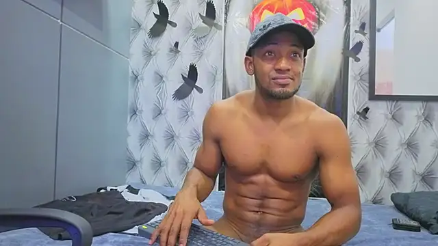 Snapshot of Stevenbrand chatting on October 28, 2025, 7:16 pm Stevenbrand online show from October 28, 2025, 7:16 pm