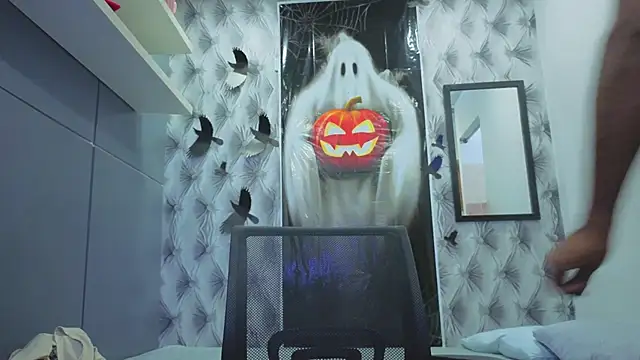 Snapshot of Stevenbrand chatting on October 31, 2025, 7:59 pm Stevenbrand online show from October 31, 2025, 7:59 pm