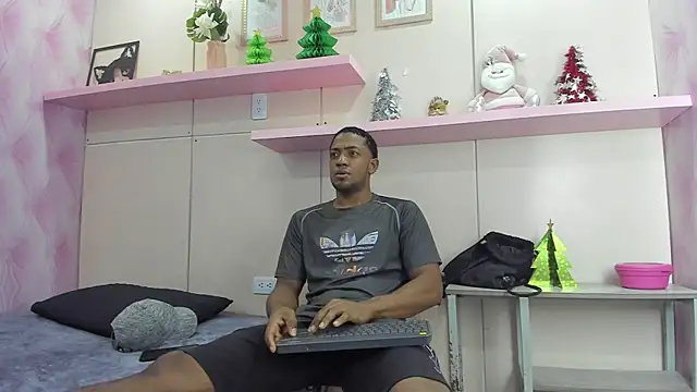 Snapshot of Stevenbrand chatting on November 24, 2025, 5:01 pm Stevenbrand online show from November 24, 2025, 5:01 pm