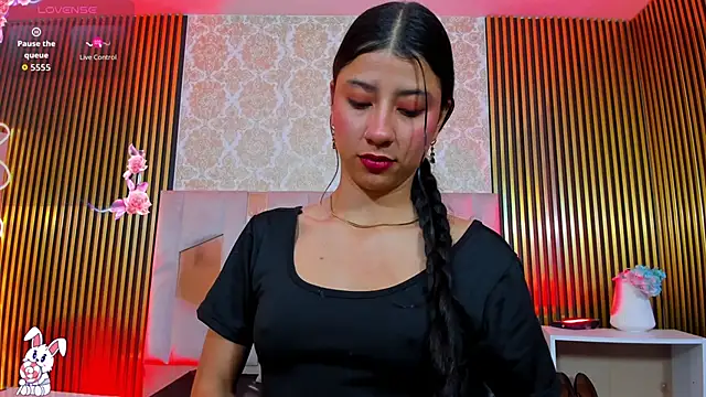 Adisson Tay online show from November 17, 2025, 11:38 am